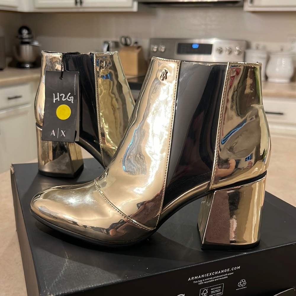 Ax boots new with tags 🤍